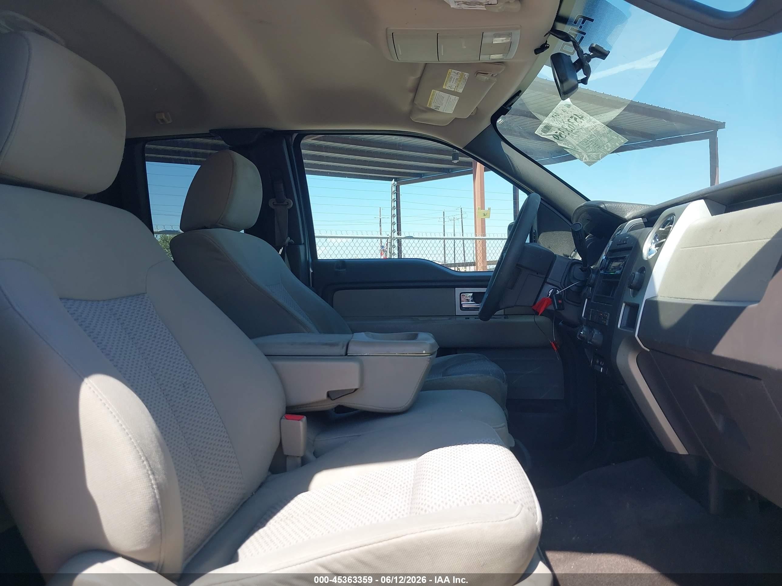 2009 Ford F-150 Stx/xl/xlt Silver vin: 1FTRX14869KB24168