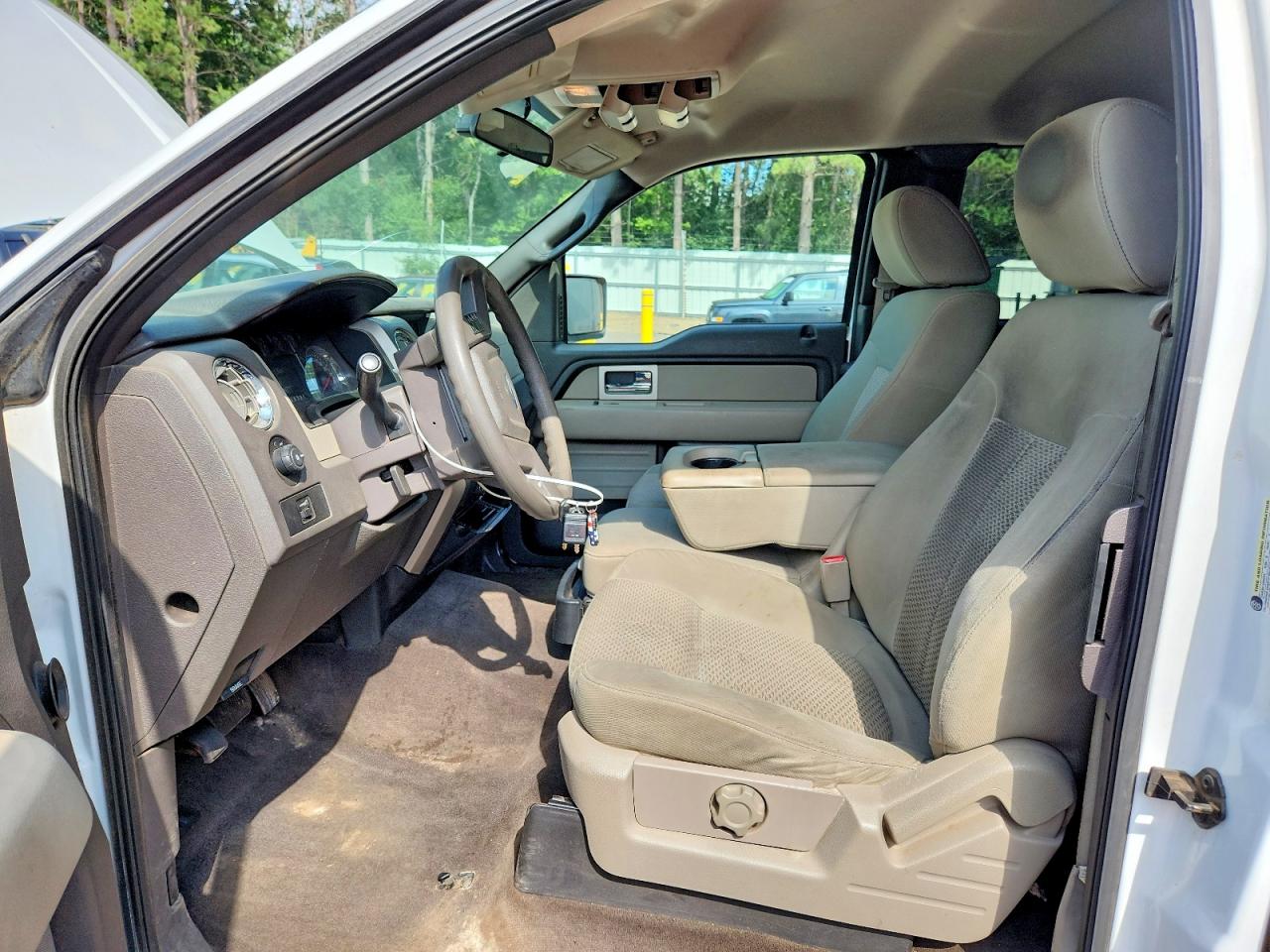 2009 Ford F150 Super Cab White vin: 1FTRX14879FA51367