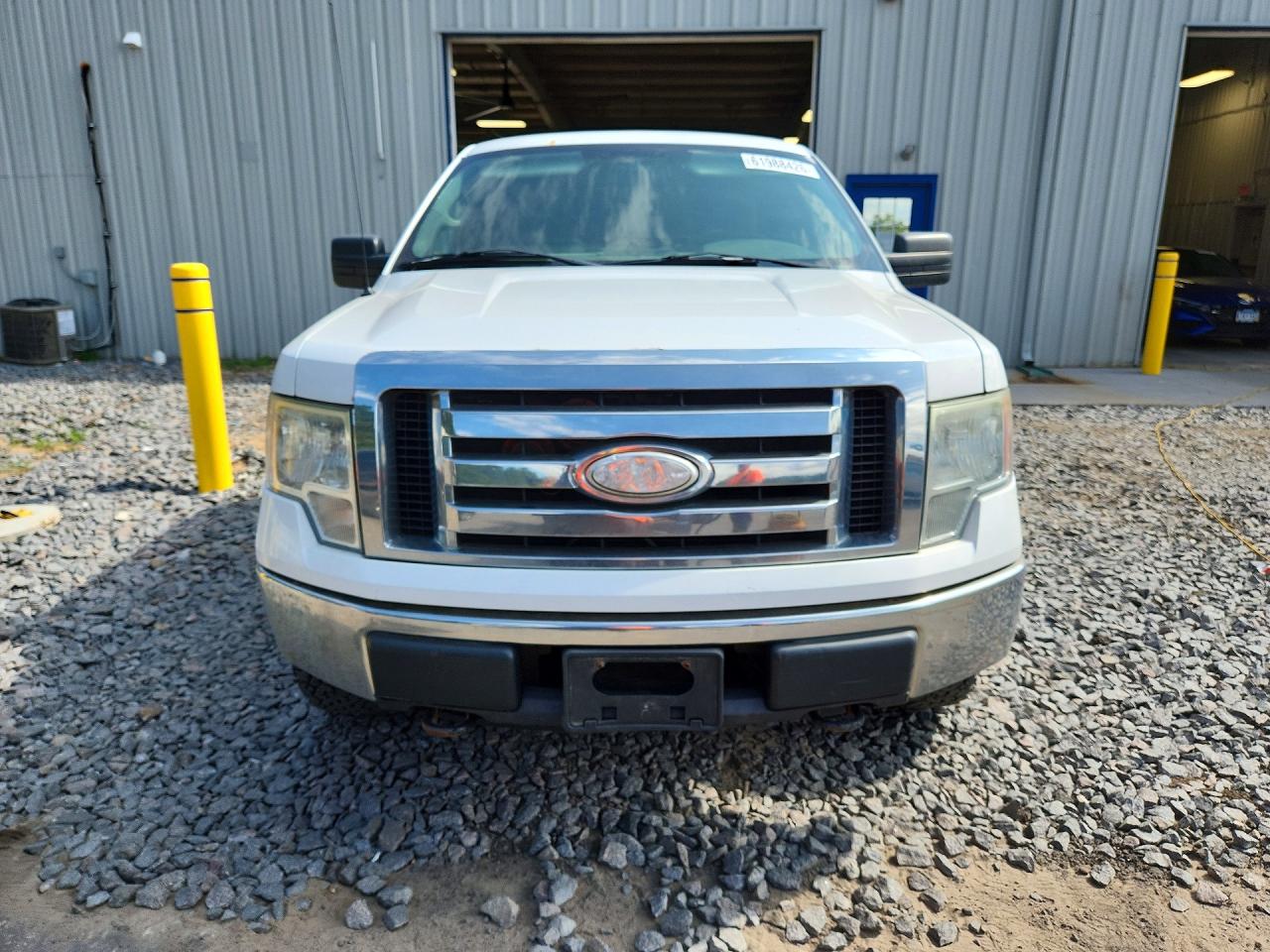 2009 Ford F150 Super Cab White vin: 1FTRX14879FA51367