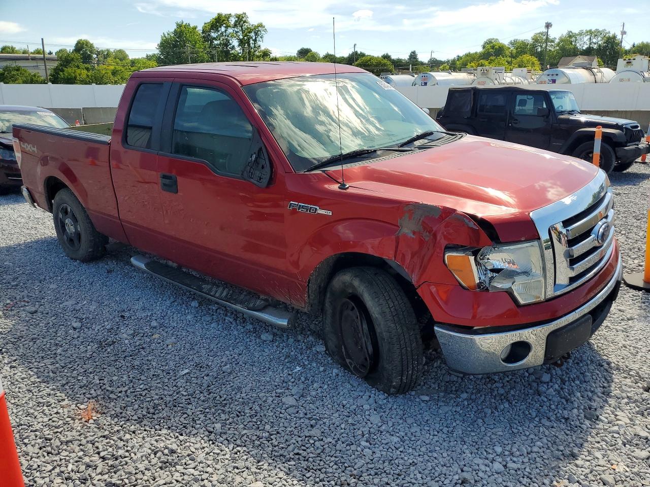 2009 Ford F150 Super Cab Red vin: 1FTRX14879FA61588