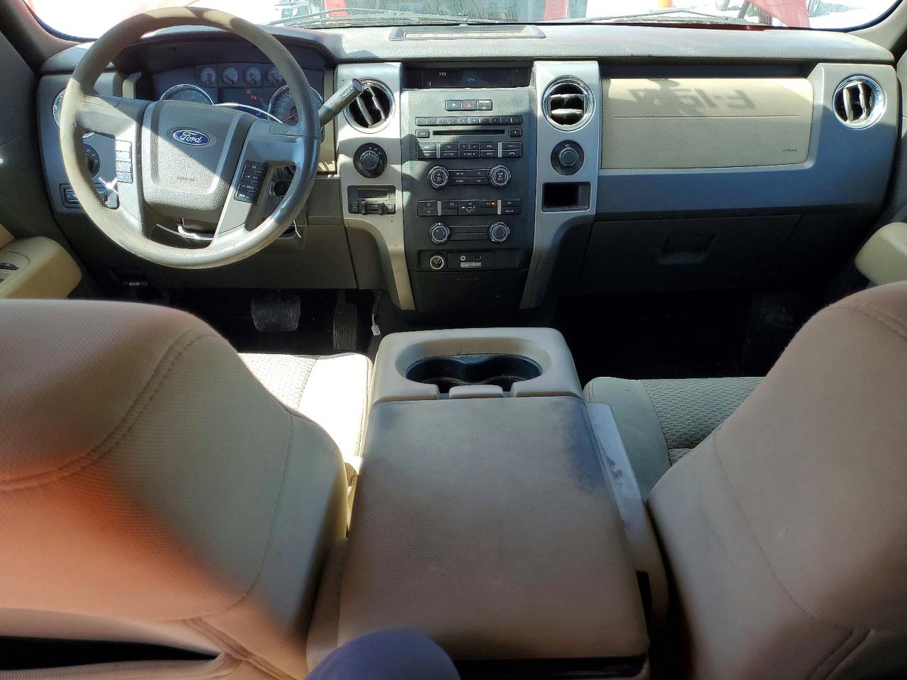 2009 Ford F150 Super Cab Red vin: 1FTRX14879FA61588