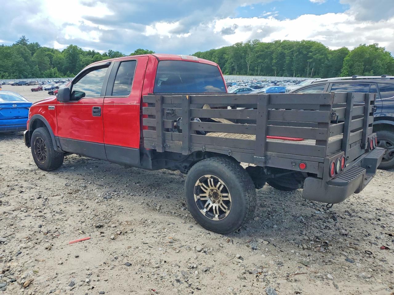 2005 Ford F150 Red vin: 1FTRX14W05NA04034