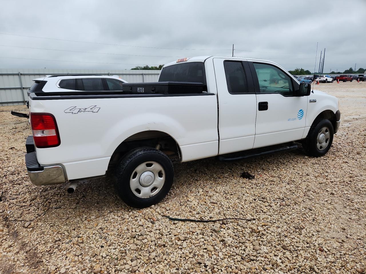 2008 Ford F150 Белый vin: 1FTRX14W08KC89307 Damage: Right Bed Side, Heavy Scratch, 1 To 2 Inches