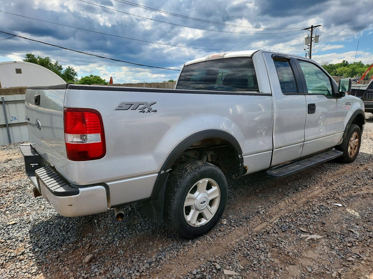 2005 Ford F150 Gray vin: 1FTRX14W15NB96371