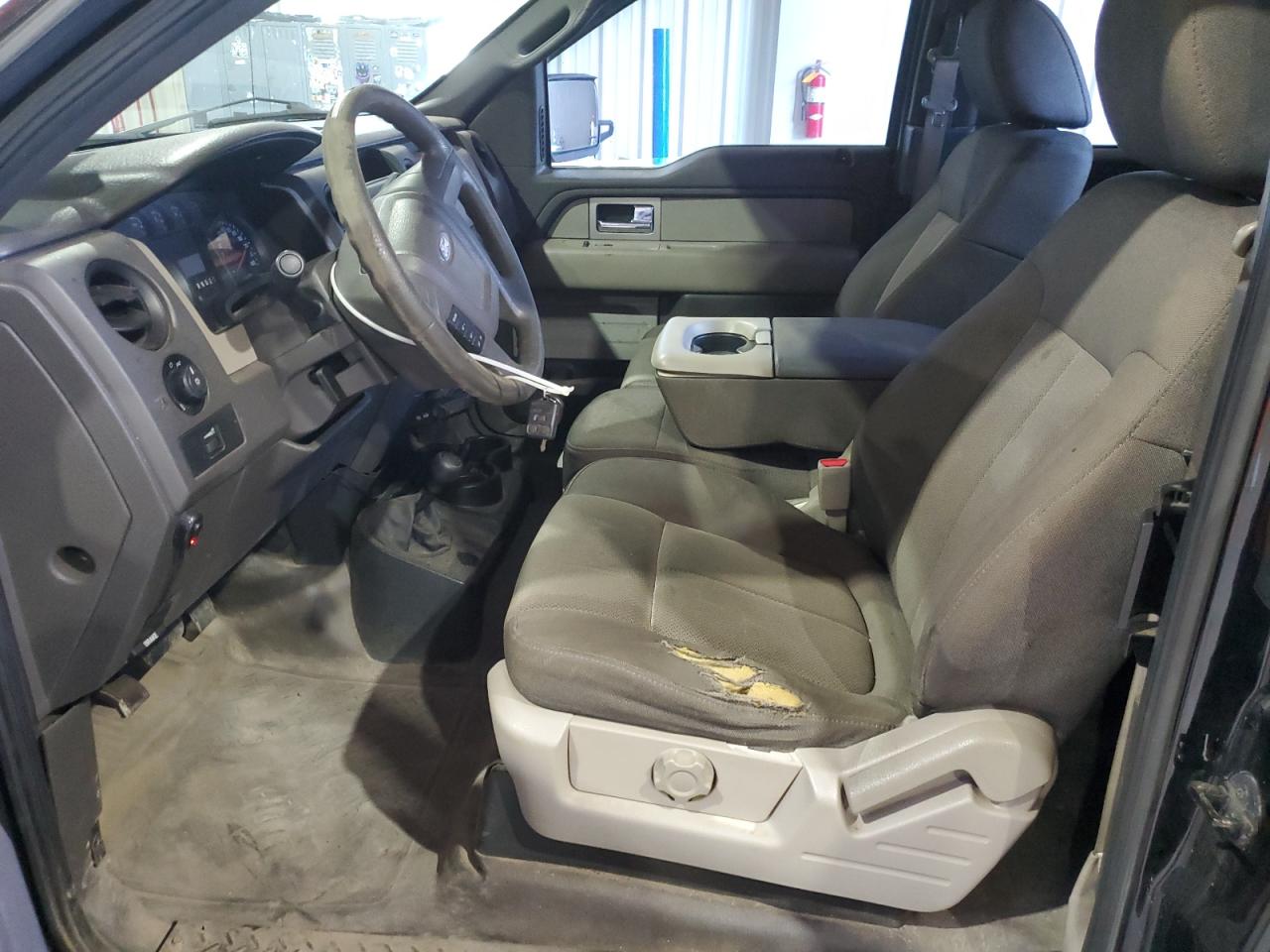 2009 Ford F150 Super Cab Black vin: 1FTRX14W19KC75935 Damage: Left Front Seat Cushion, Cut, 9 To 10 Inches