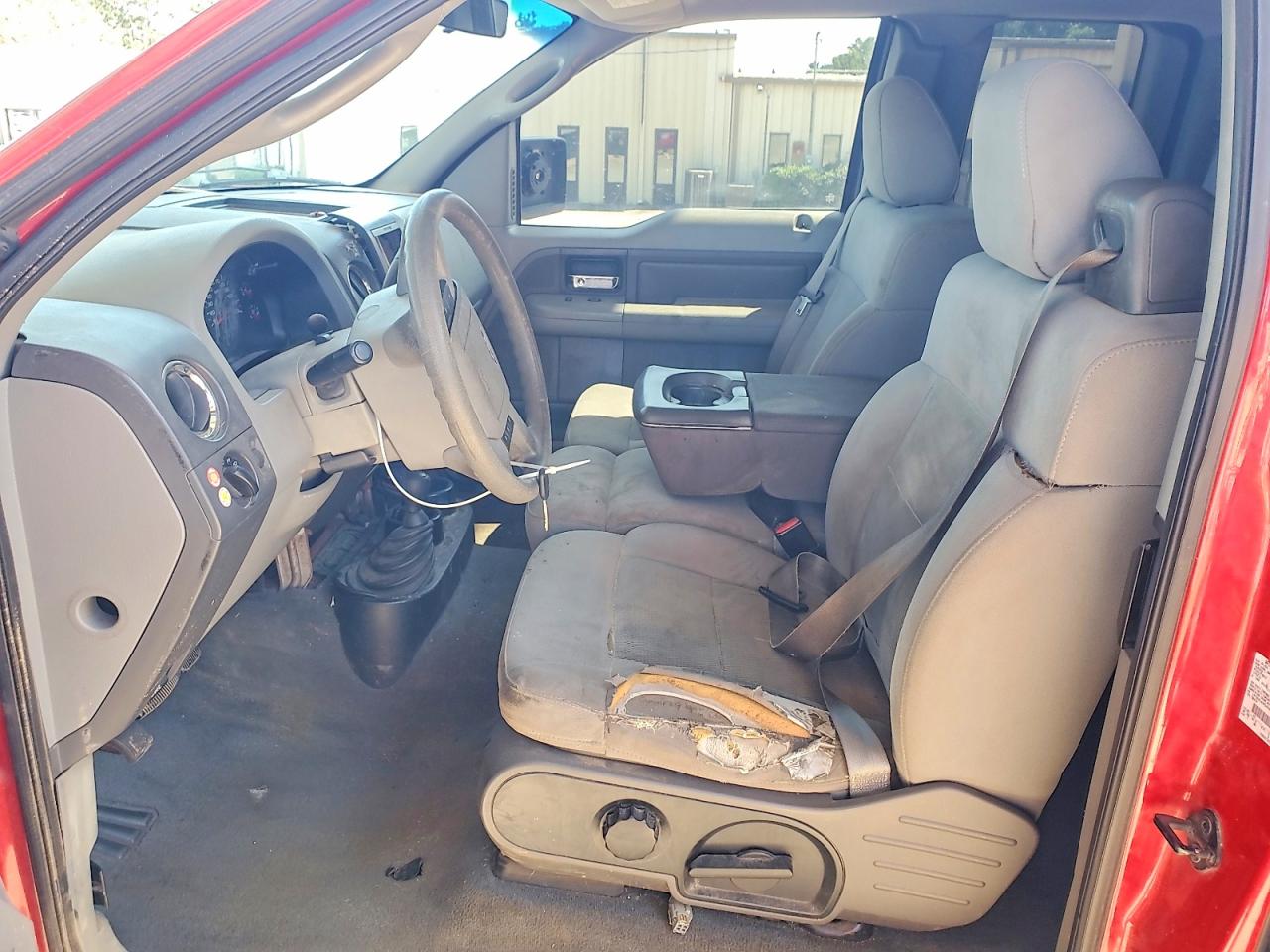 2004 Ford F150 Red vin: 1FTRX14W24NB35173