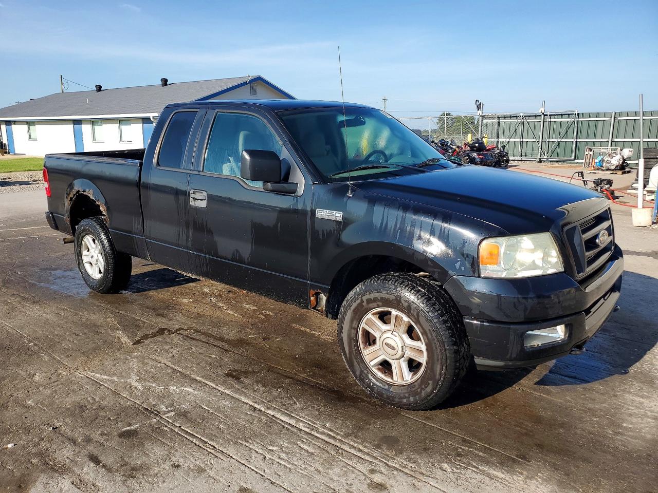 2005 Ford F150 Black vin: 1FTRX14W25FA83572