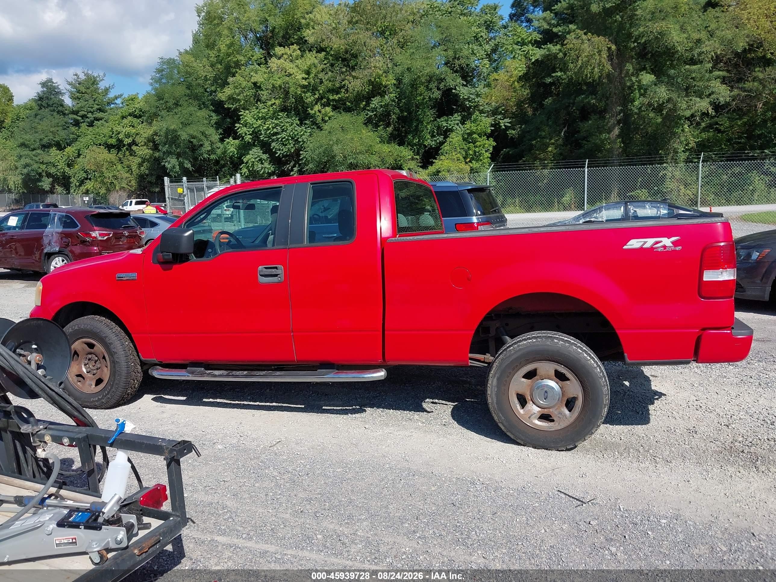 2005 Ford F-150 Stx/xl/xlt Red vin: 1FTRX14W25NB05382
