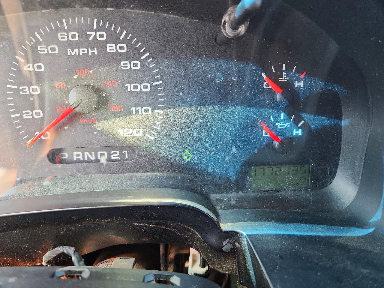 2004 Ford F150 Red vin: 1FTRX14W34KC79736
