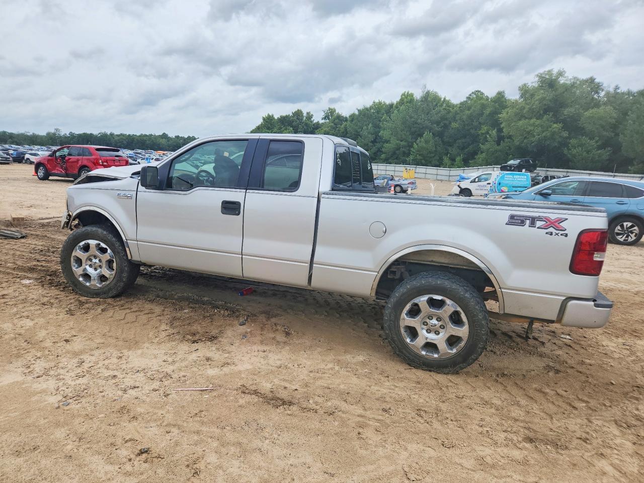 2005 Ford F150 Серебряный vin: 1FTRX14W45FA34017