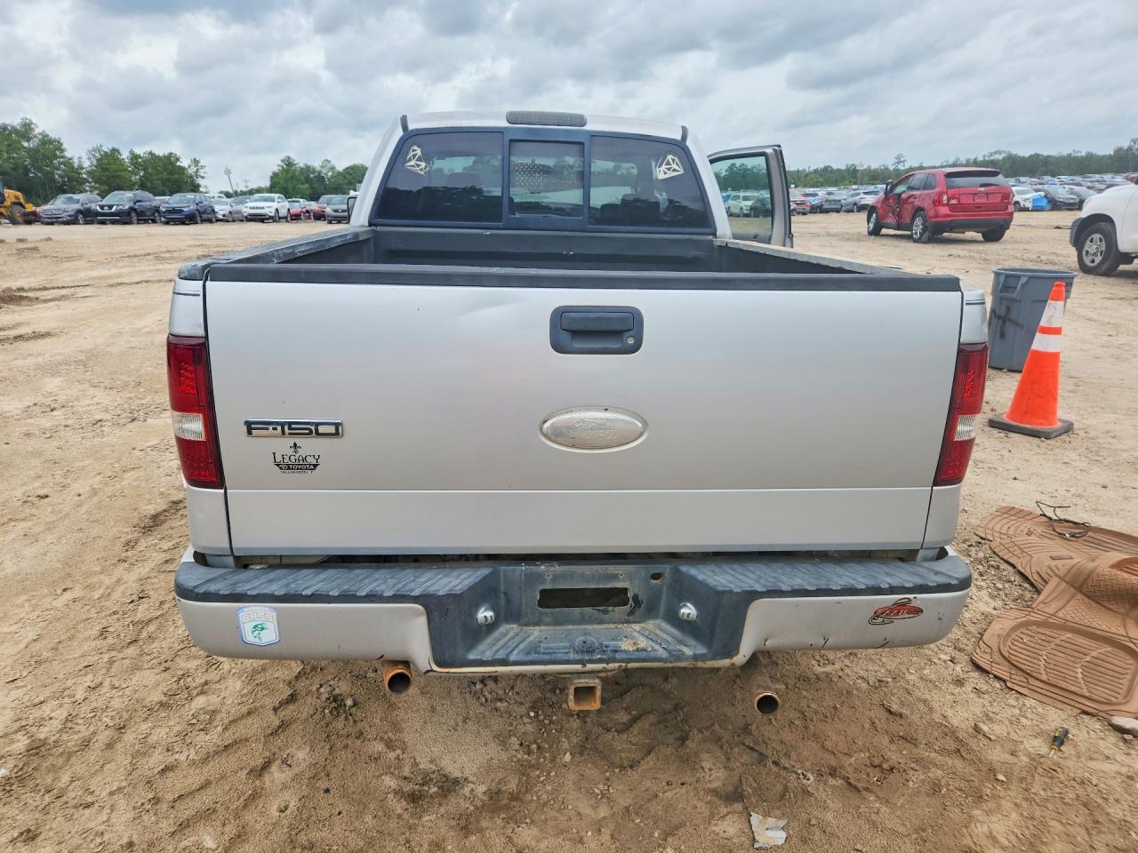 2005 Ford F150 Серебряный vin: 1FTRX14W45FA34017