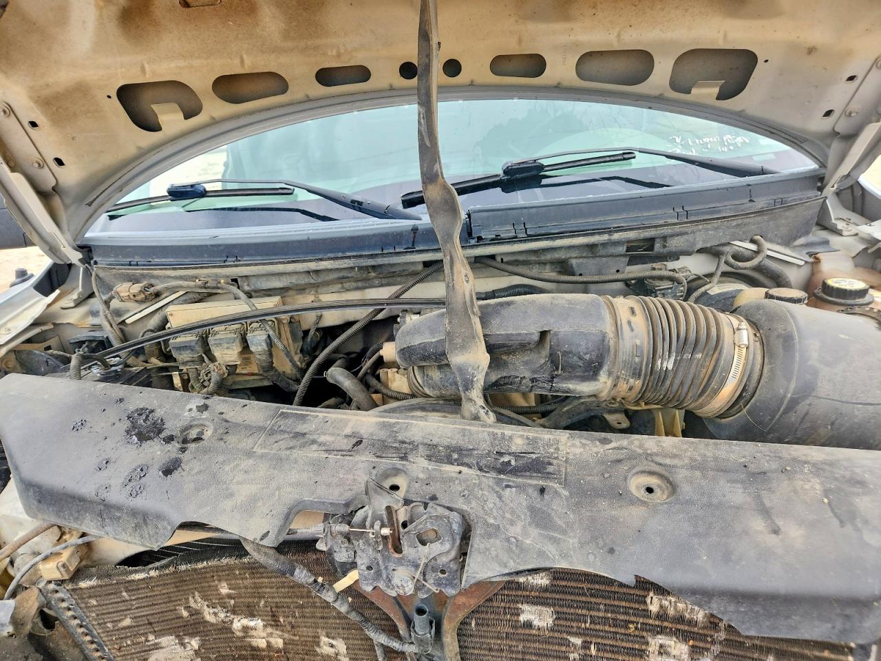 2005 Ford F150 Серебряный vin: 1FTRX14W45FA34017