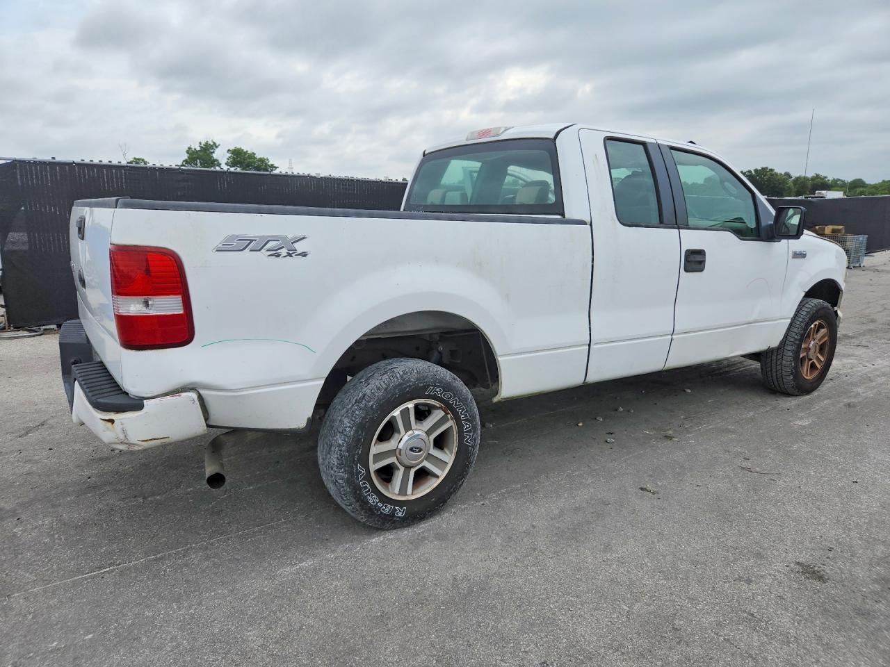 2008 Ford F150 White vin: 1FTRX14W58FC01554