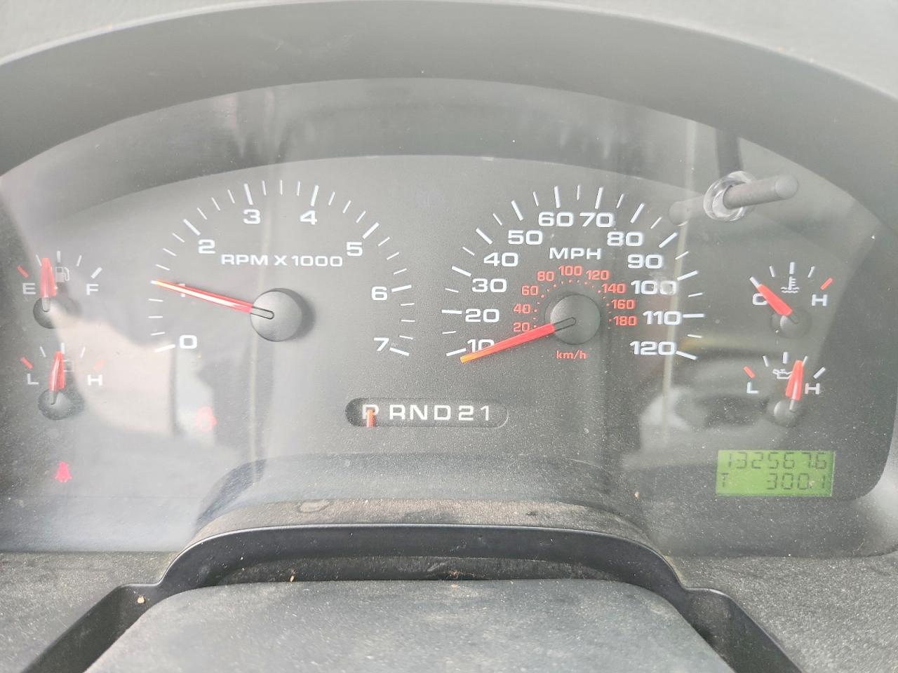 2008 Ford F150 White vin: 1FTRX14W58FC01554