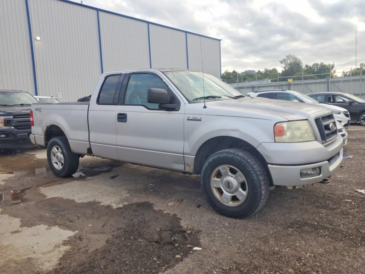 2004 Ford F150 Silver vin: 1FTRX14W64NC12952