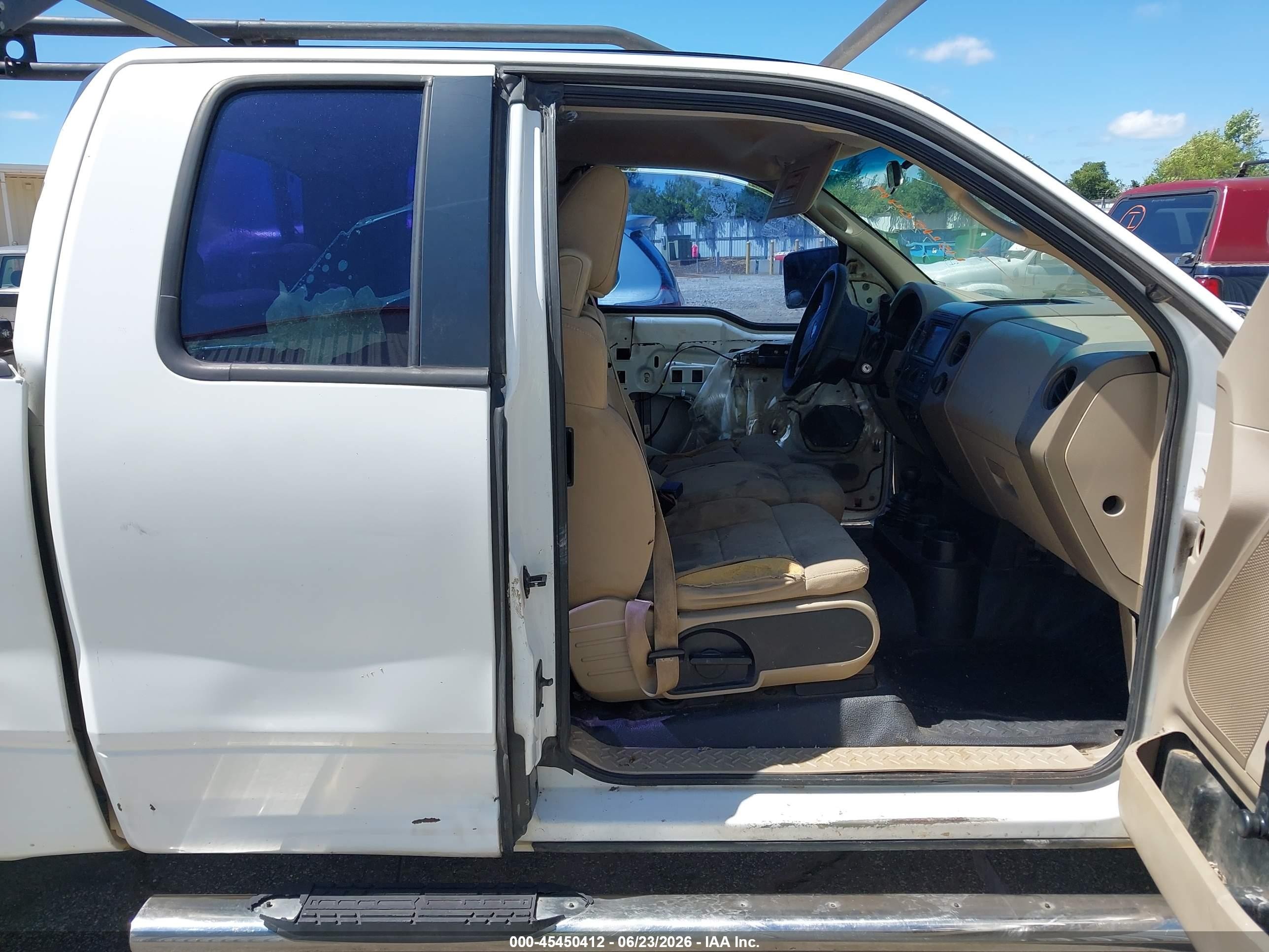 2005 Ford F-150 Stx/xl/xlt White vin: 1FTRX14W65FB37259