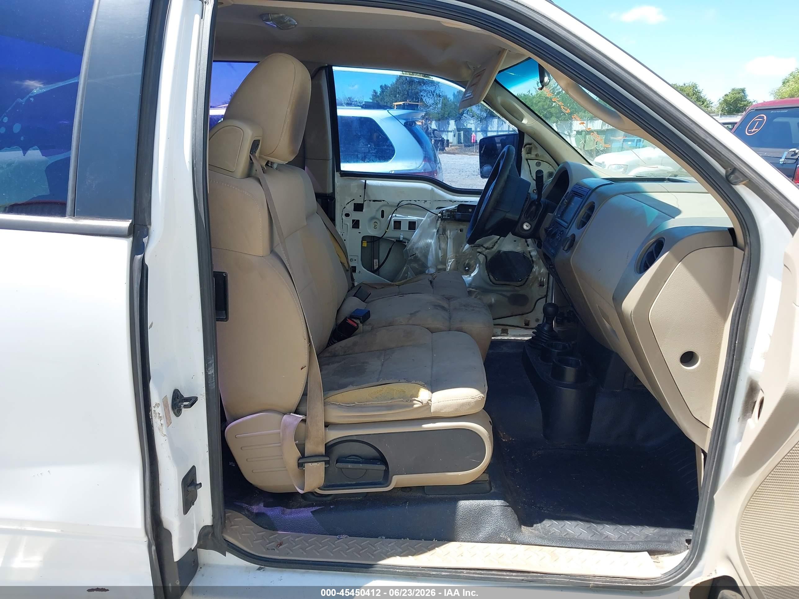 2005 Ford F-150 Stx/xl/xlt White vin: 1FTRX14W65FB37259