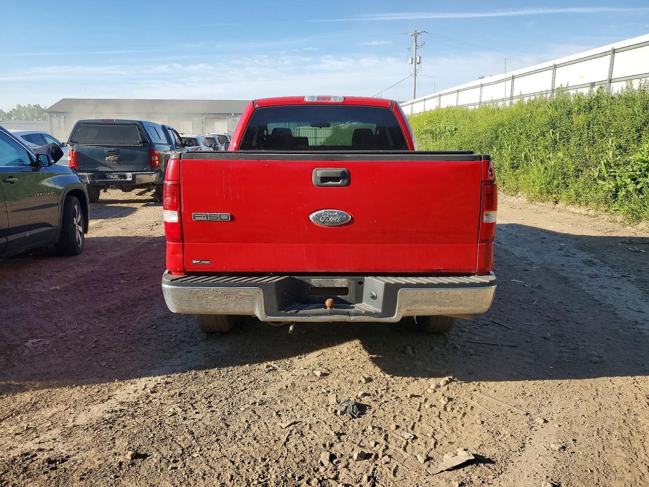 2006 Ford F150 Red vin: 1FTRX14W66FB37781