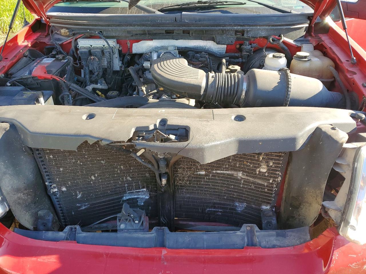 2006 Ford F150 Red vin: 1FTRX14W66FB37781