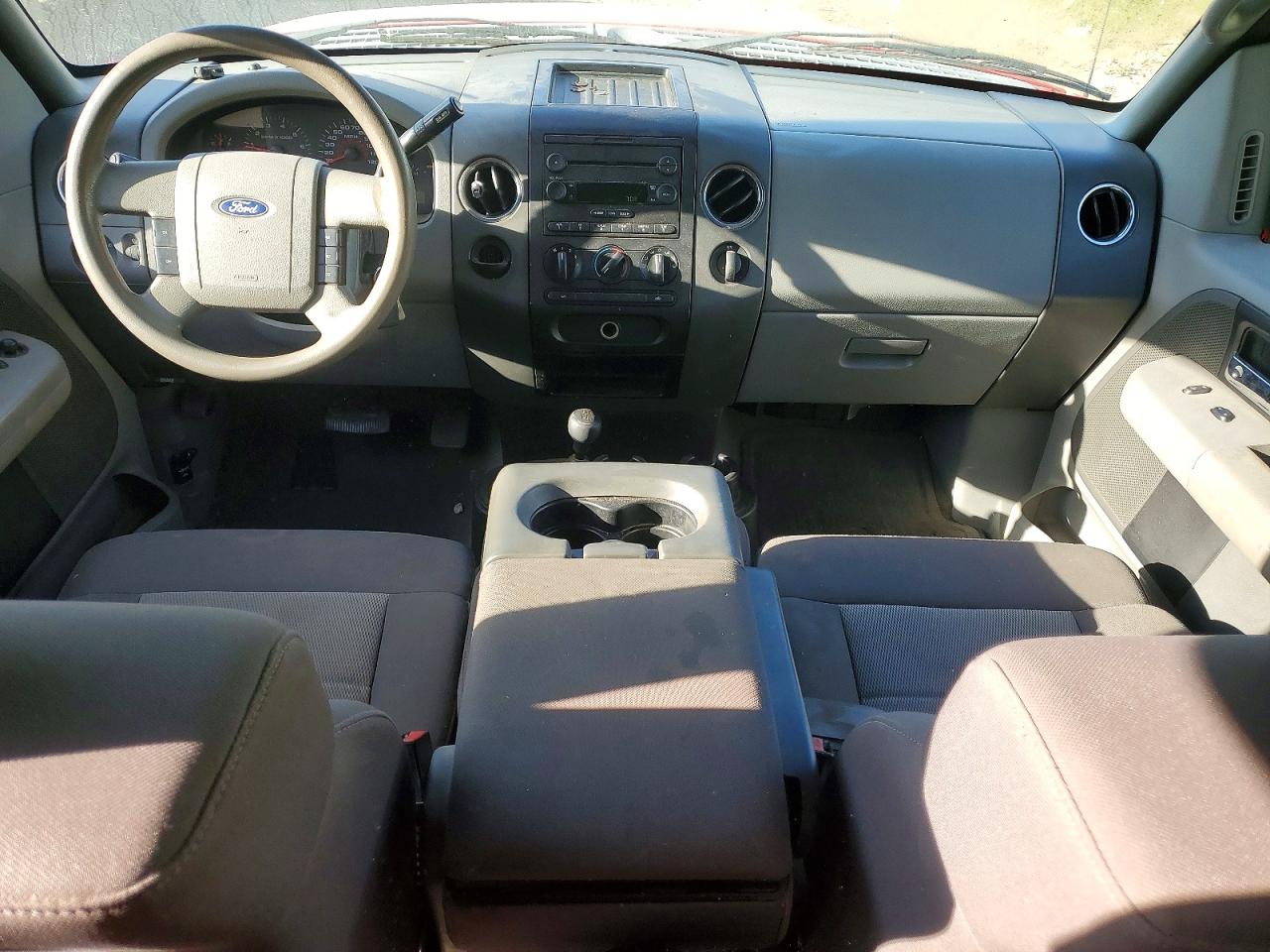 2006 Ford F150 Red vin: 1FTRX14W66FB37781