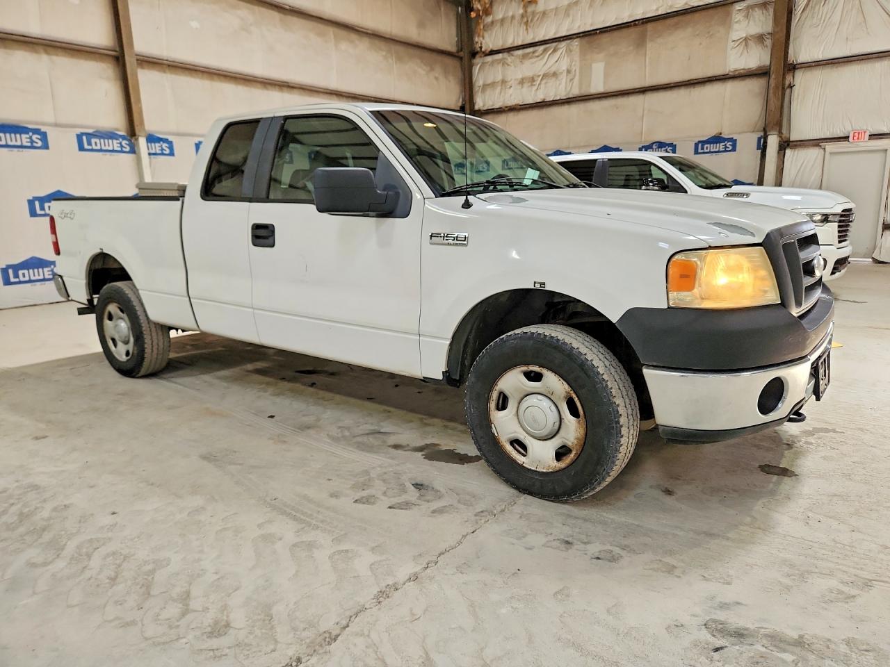 2008 Ford F150 White vin: 1FTRX14W68KC89294