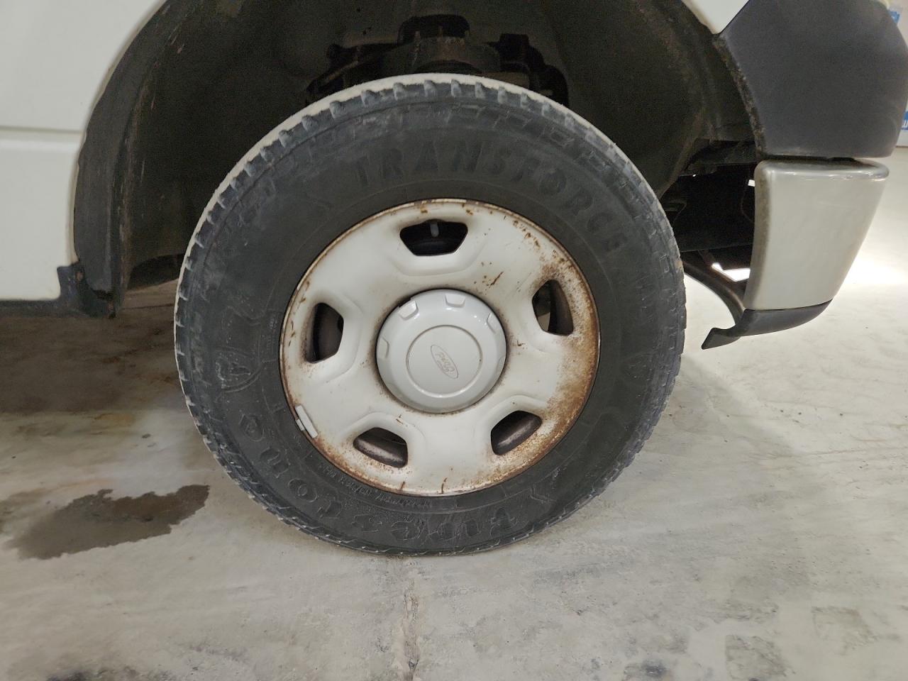 2008 Ford F150 White vin: 1FTRX14W68KC89294 Damage: Right Front Wheel, Corrosion, > 12 Inches