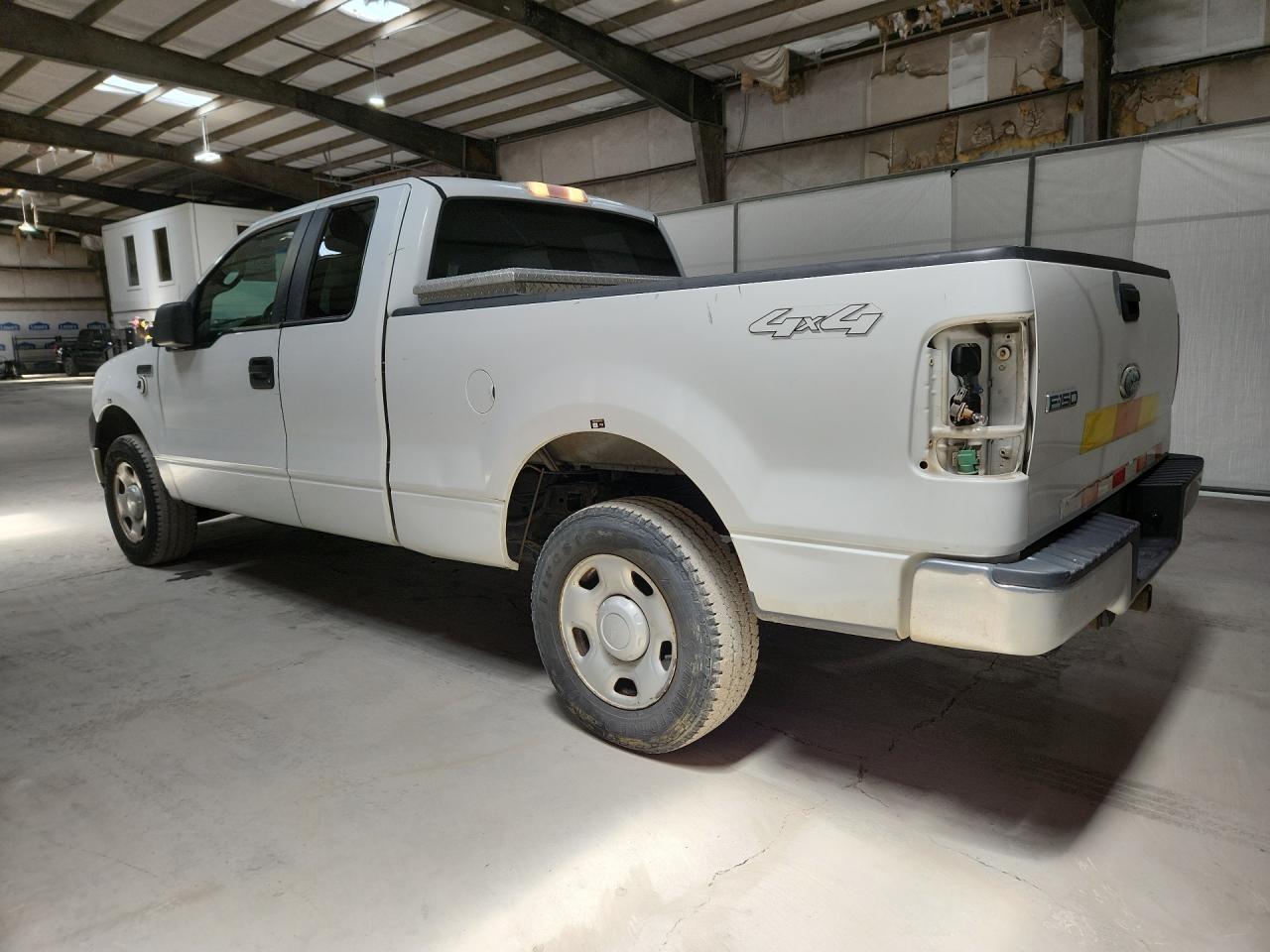 2008 Ford F150 White vin: 1FTRX14W68KC89294 Damage: Left Tail Light, Missing, Replacement Required