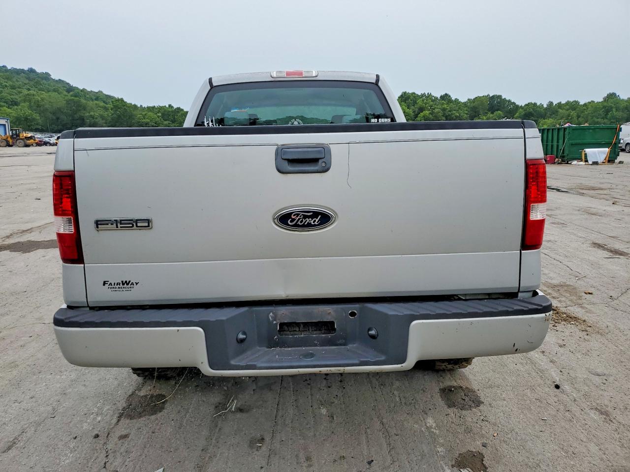 2005 Ford F150 Silver vin: 1FTRX14W75KC36860