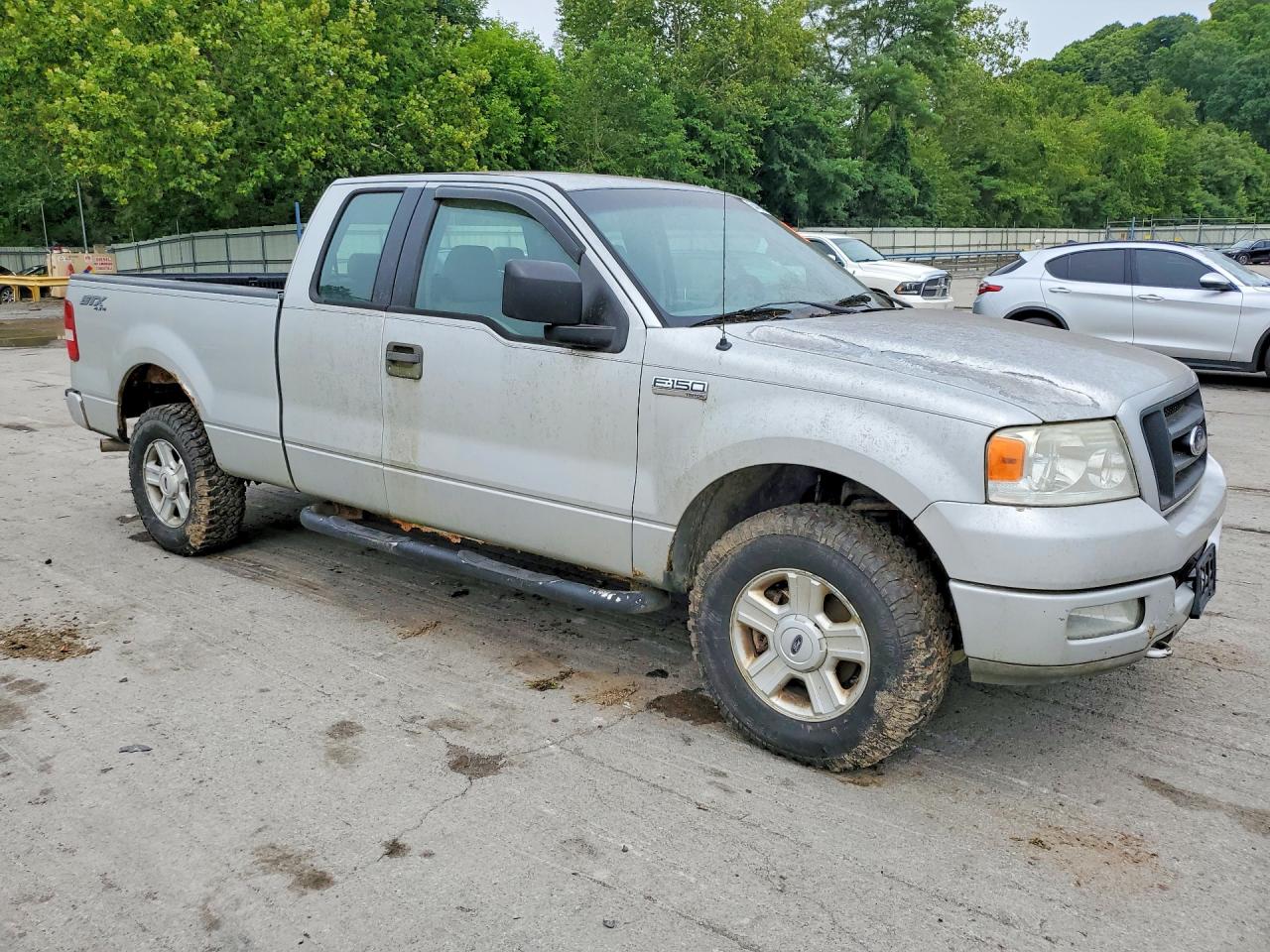 2005 Ford F150 Silver vin: 1FTRX14W75KC36860