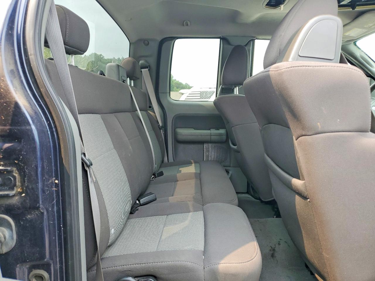 2006 Ford F150 Blue vin: 1FTRX14W76NB74408