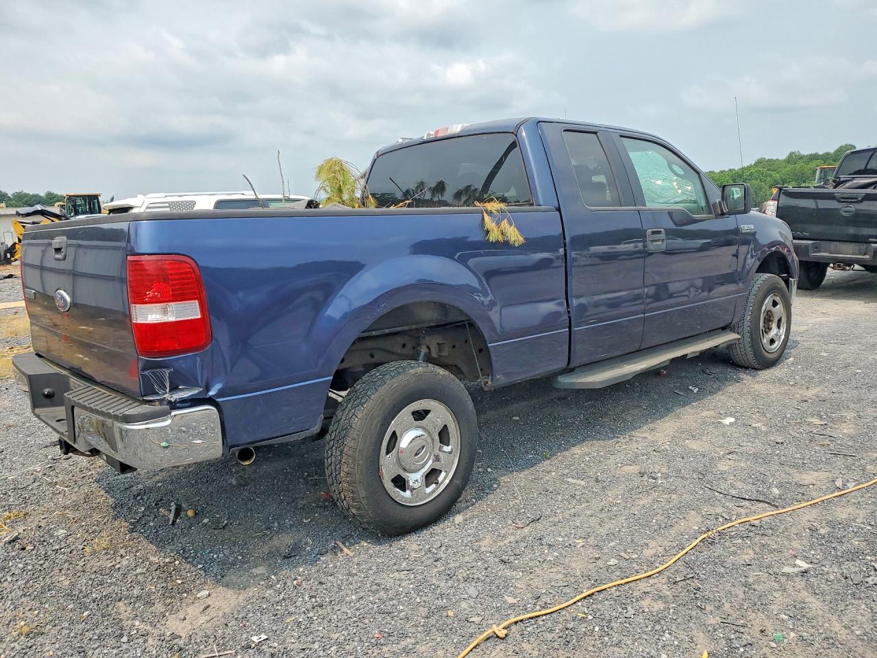 2006 Ford F150 Blue vin: 1FTRX14W76NB74408