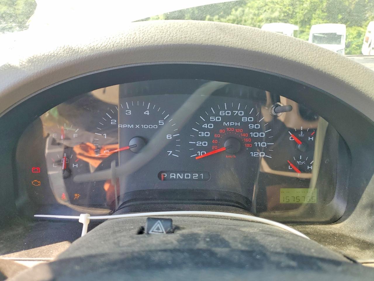 2008 Ford F150 White vin: 1FTRX14W78FC19442