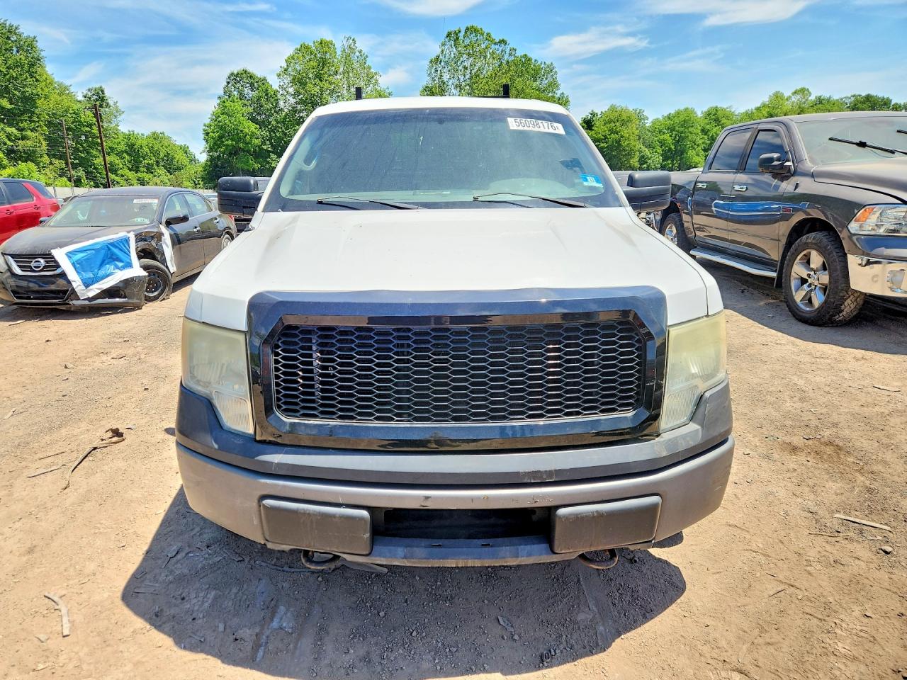 2009 Ford F150 Super Cab White vin: 1FTRX14W79FA02152