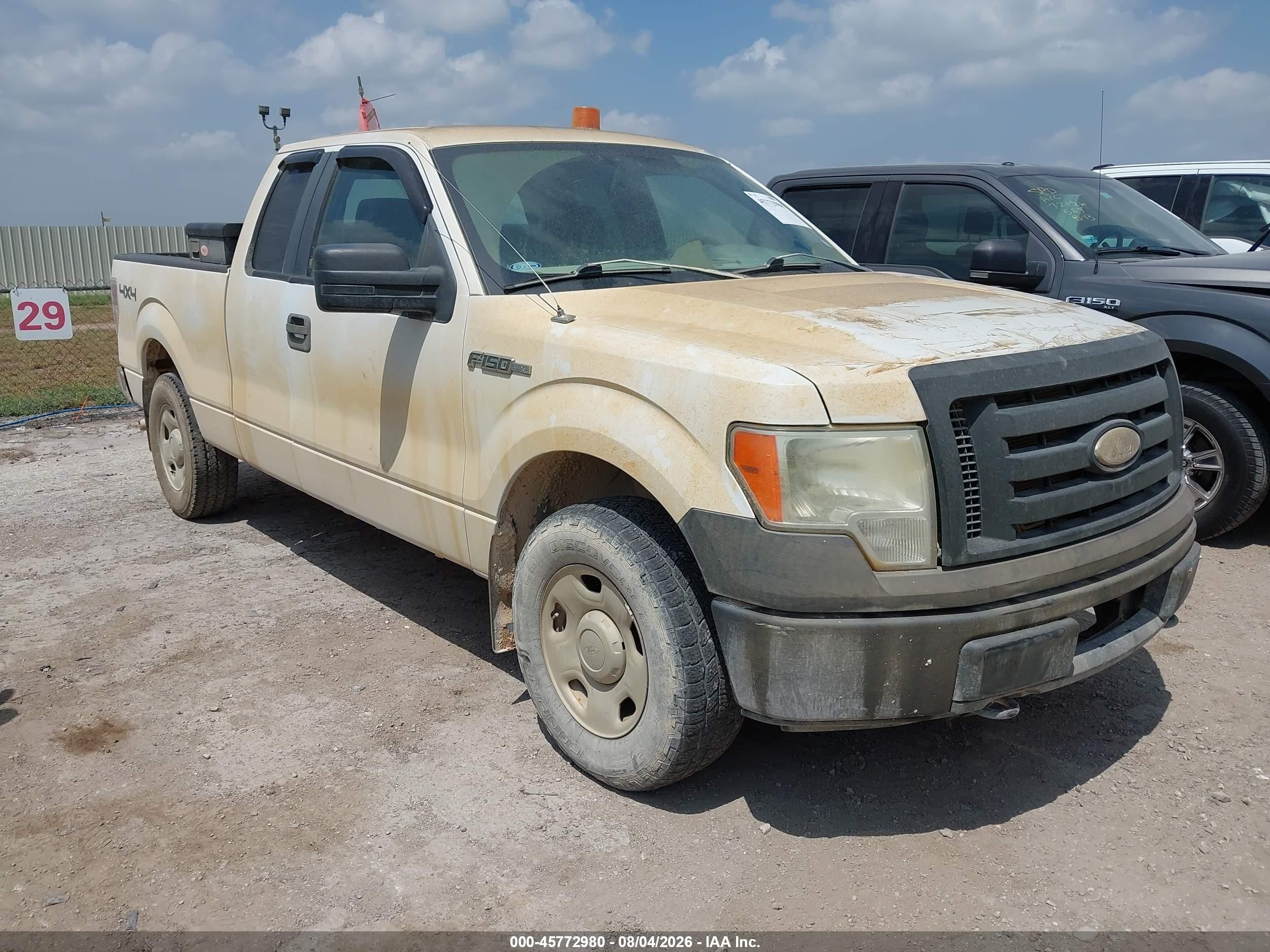 2009 Ford F-150 Stx/xl White vin: 1FTRX14W79KC83568