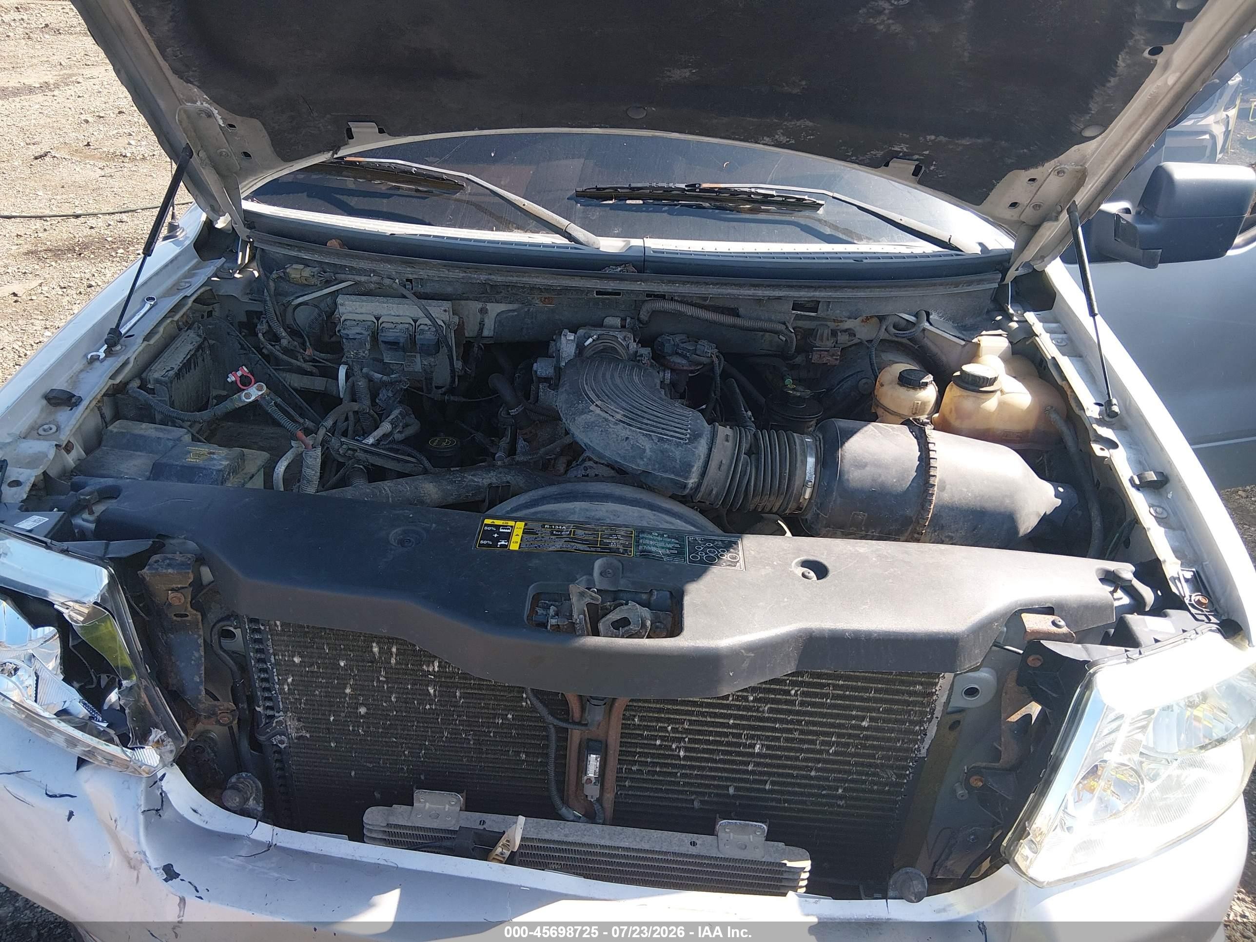 2004 Ford F-150 Stx/xl/xlt Серебряный vin: 1FTRX14W84FA17428