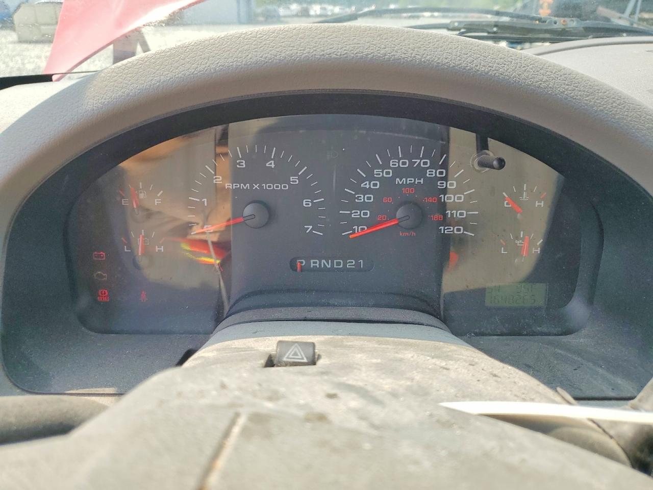 2004 Ford F150 Red vin: 1FTRX14W84NA40522