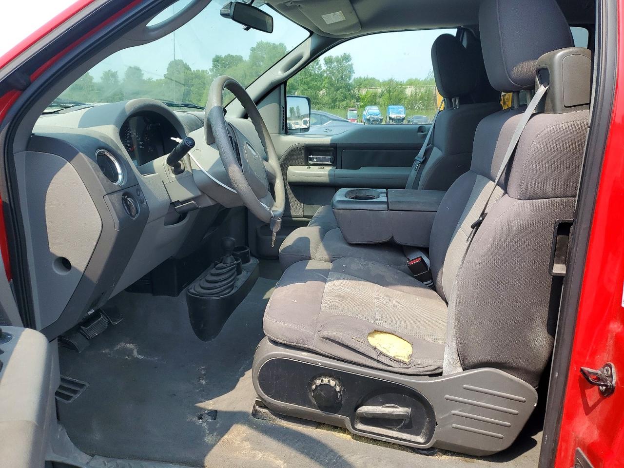 2004 Ford F150 Red vin: 1FTRX14W84NA40522
