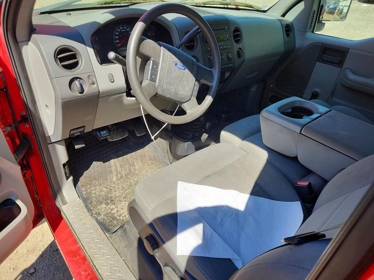 2004 Ford F150 Red vin: 1FTRX14W84NC60307