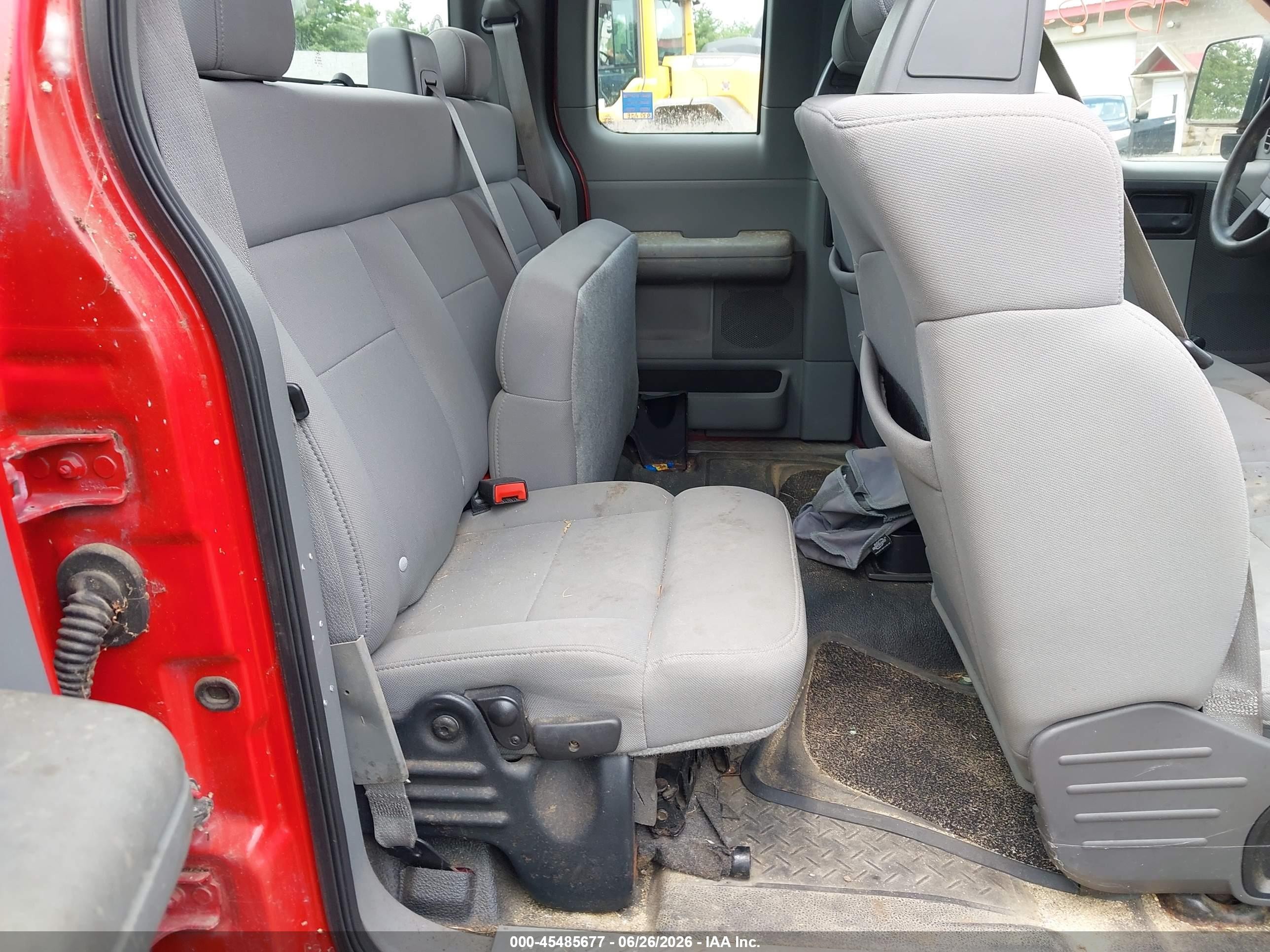 2005 Ford F-150 Stx/xl/xlt Red vin: 1FTRX14W85FA23912