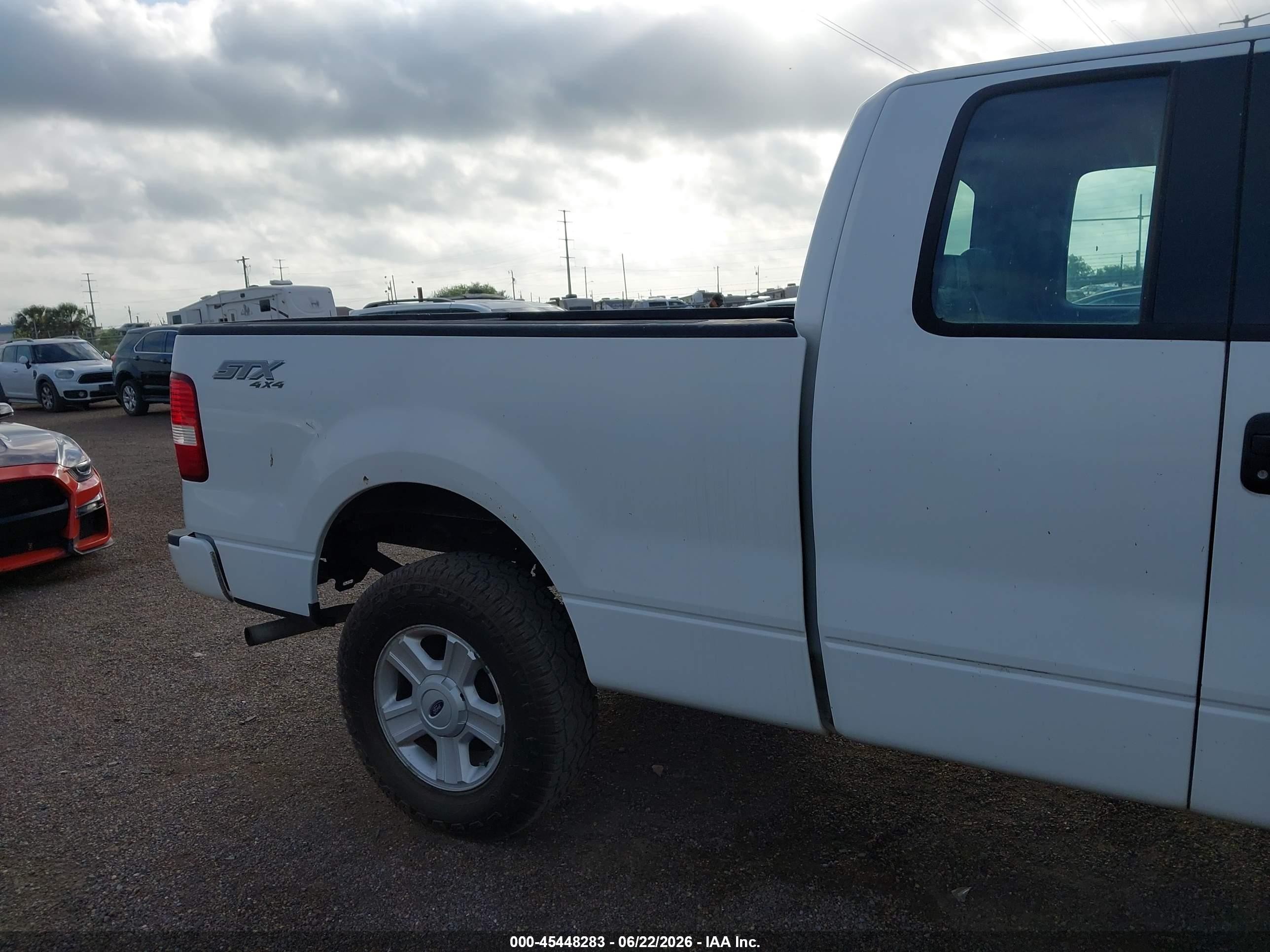 2005 Ford F-150 Stx/xl/xlt White vin: 1FTRX14W85FB19796