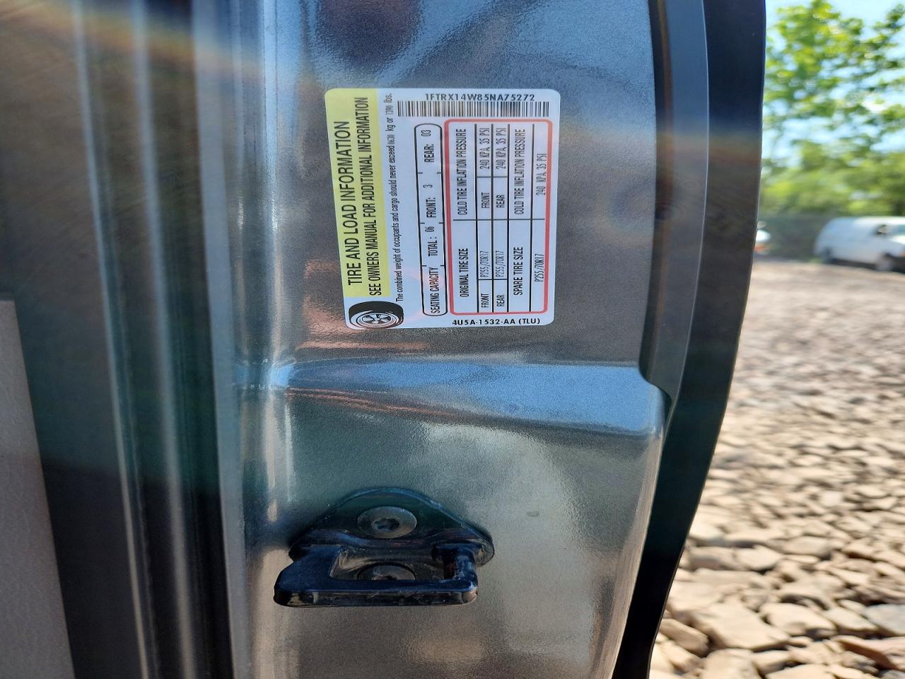 2005 Ford F150 Gray vin: 1FTRX14W85NA75272