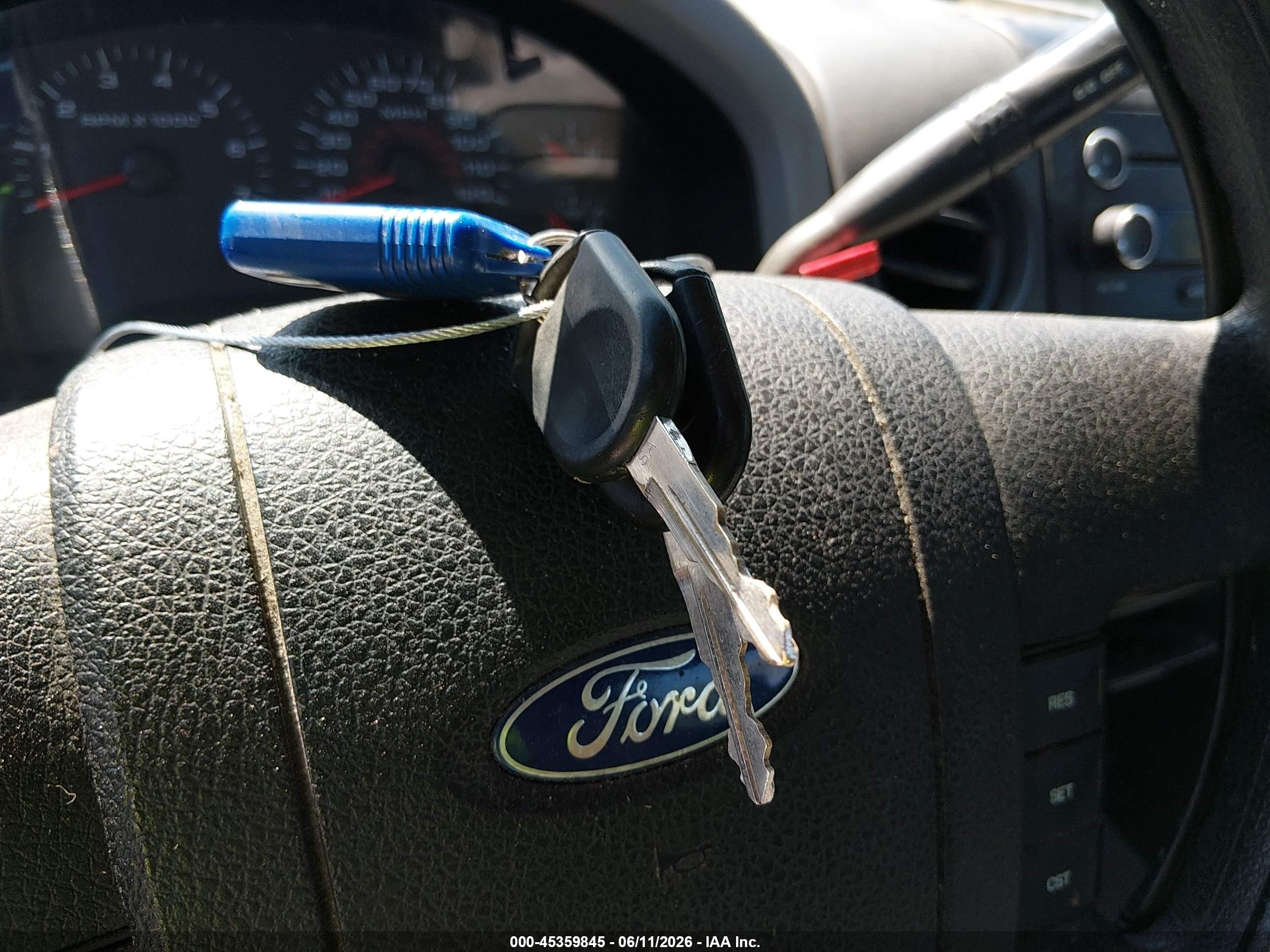 2008 Ford F-150 60th Anniversary/stx/xl/xlt Blue vin: 1FTRX14W88FB45285