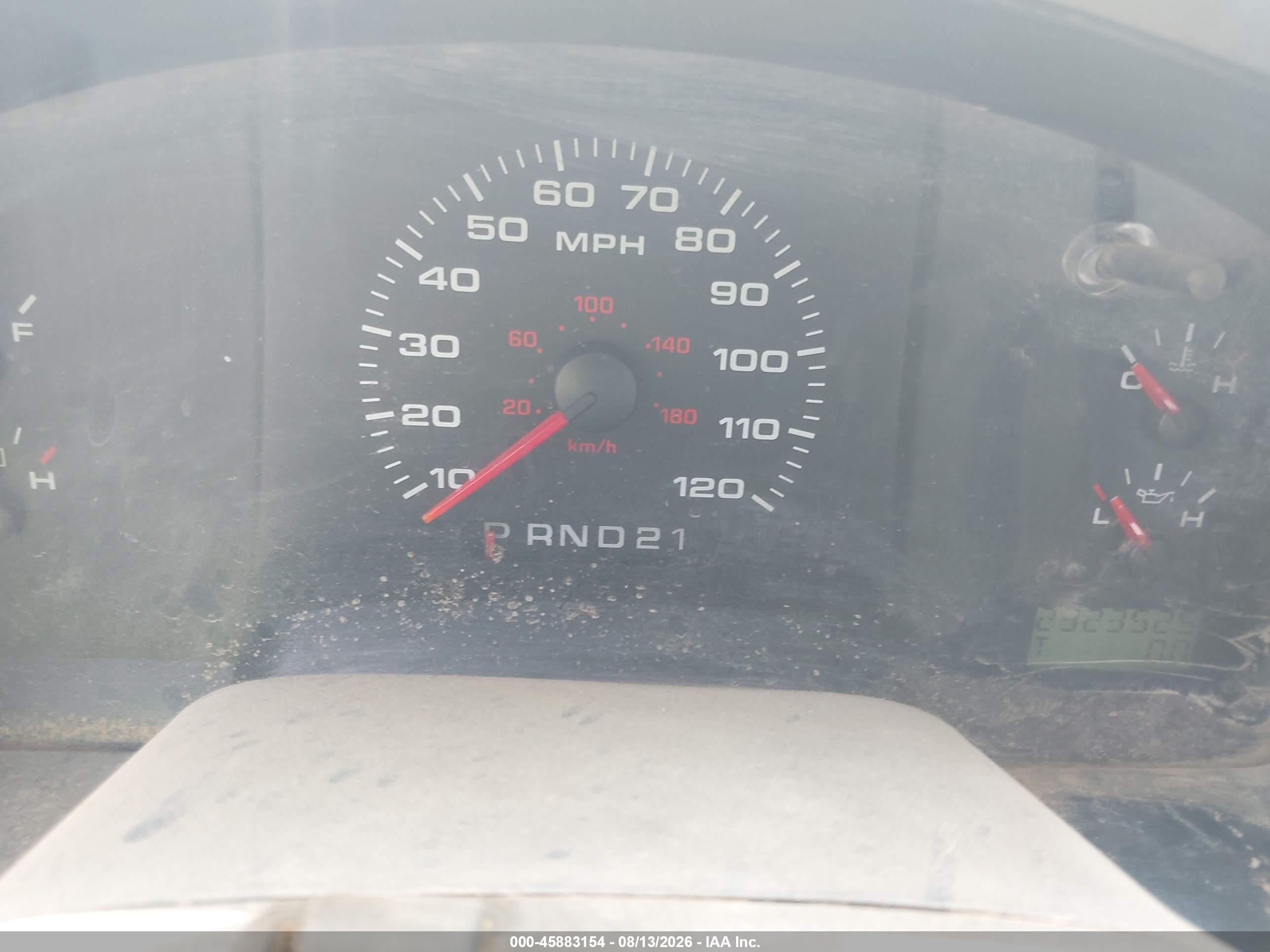 2005 Ford F-150 Stx/xl/xlt White vin: 1FTRX14W95NA66970