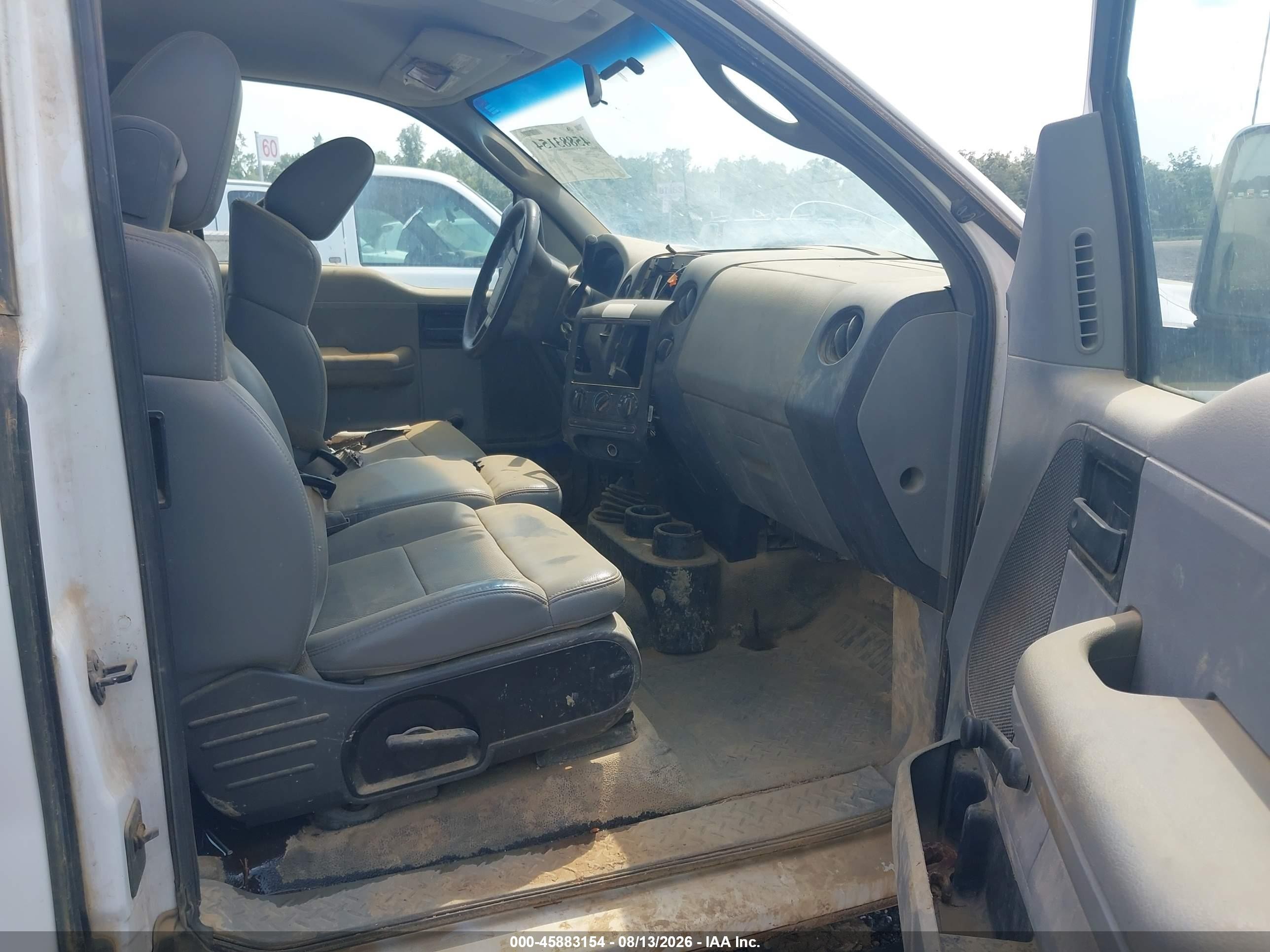 2005 Ford F-150 Stx/xl/xlt White vin: 1FTRX14W95NA66970