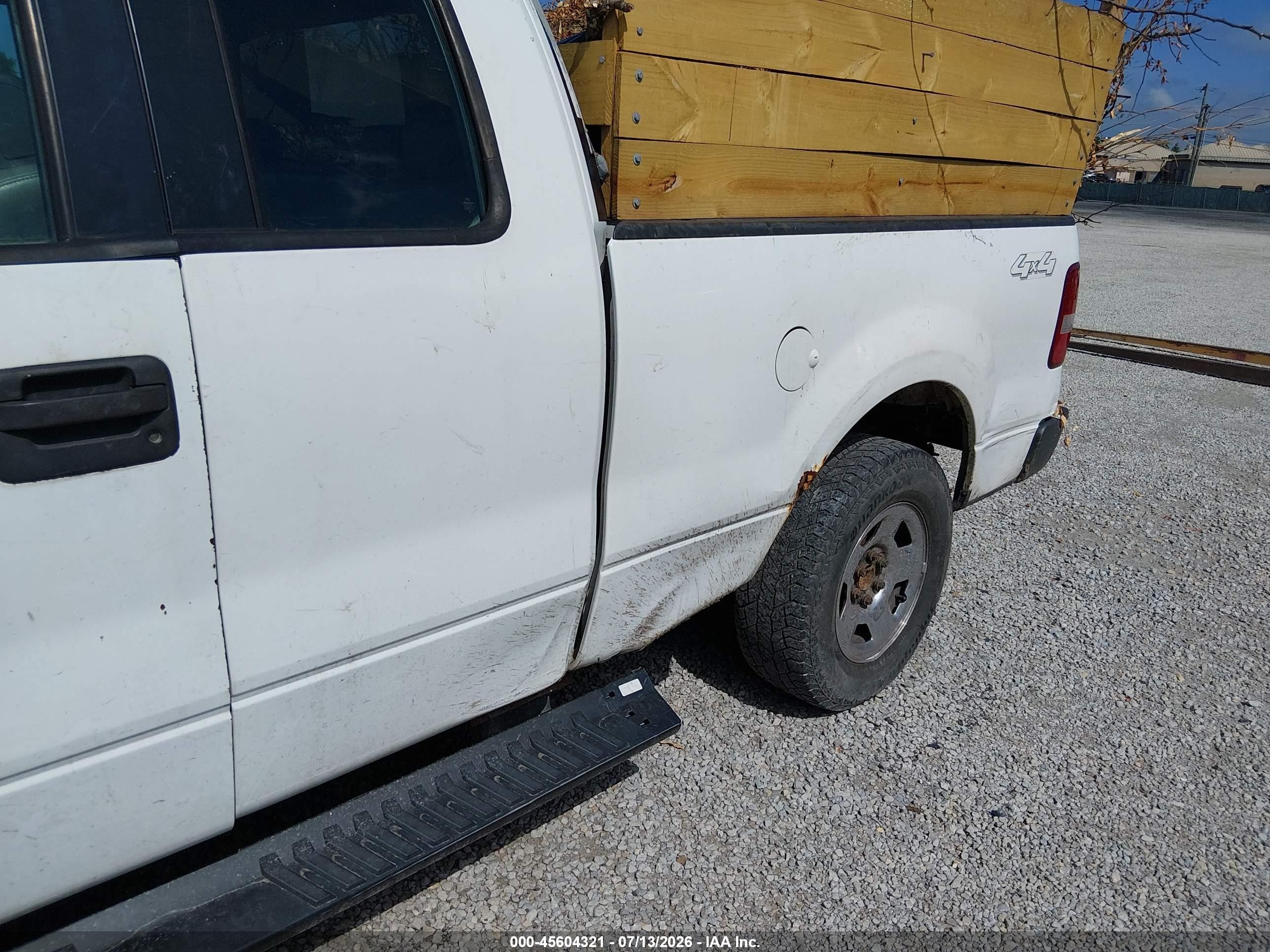 2005 Ford F-150 Stx/xl/xlt White vin: 1FTRX14W95NB40002