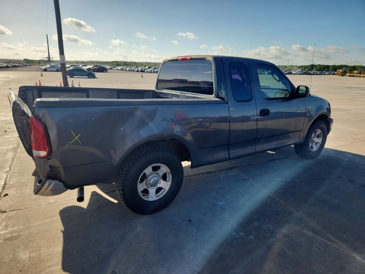 2002 Ford F150 Gray vin: 1FTRX17202NC07249