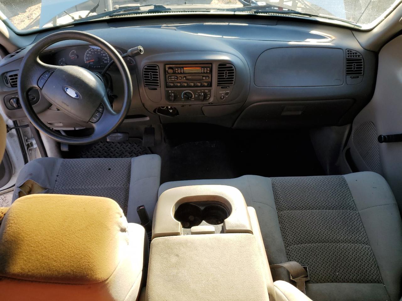 2003 Ford F150 White vin: 1FTRX17203NB45949