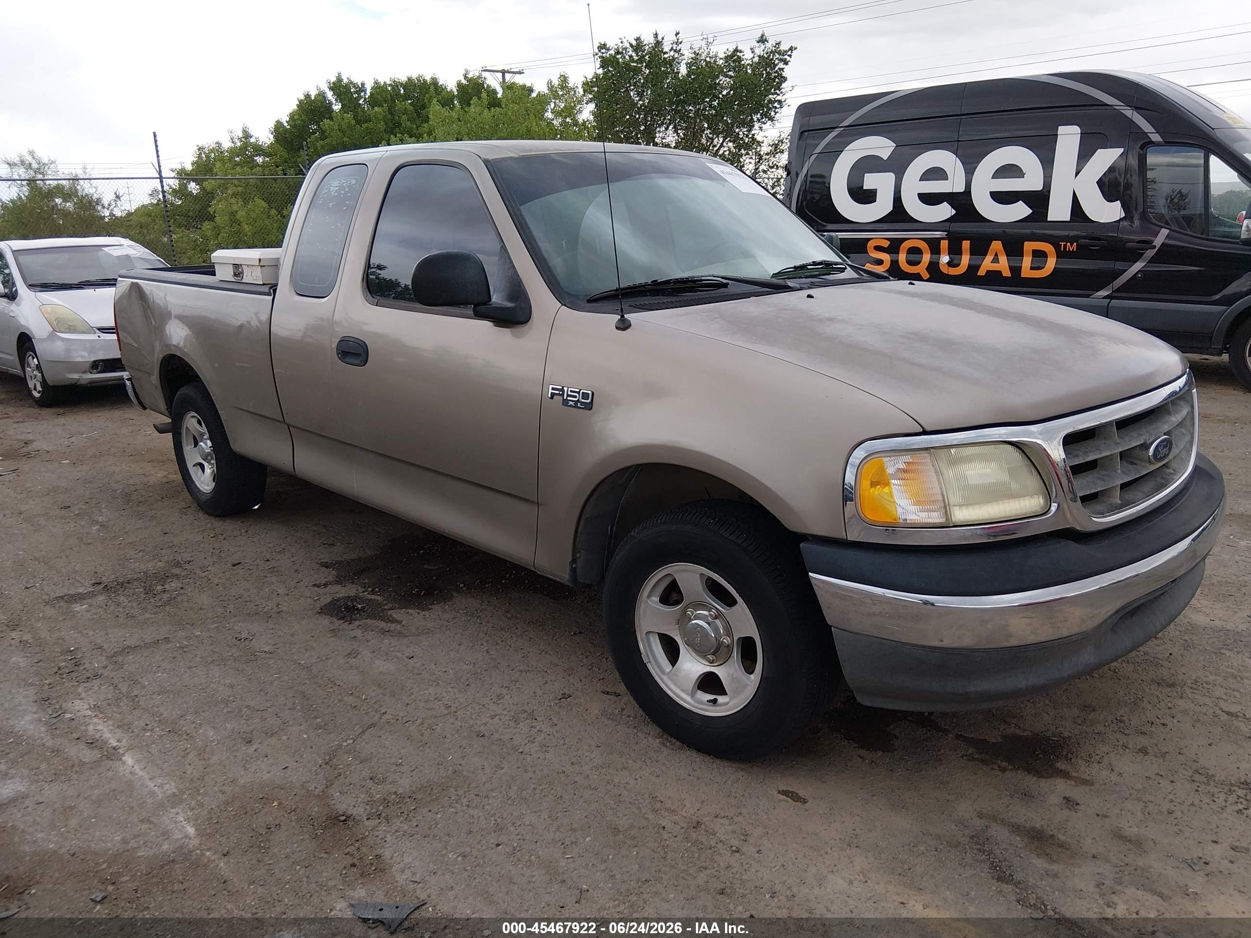 2002 Ford F-150 Xl/xlt Бежевый vin: 1FTRX17212NB90915