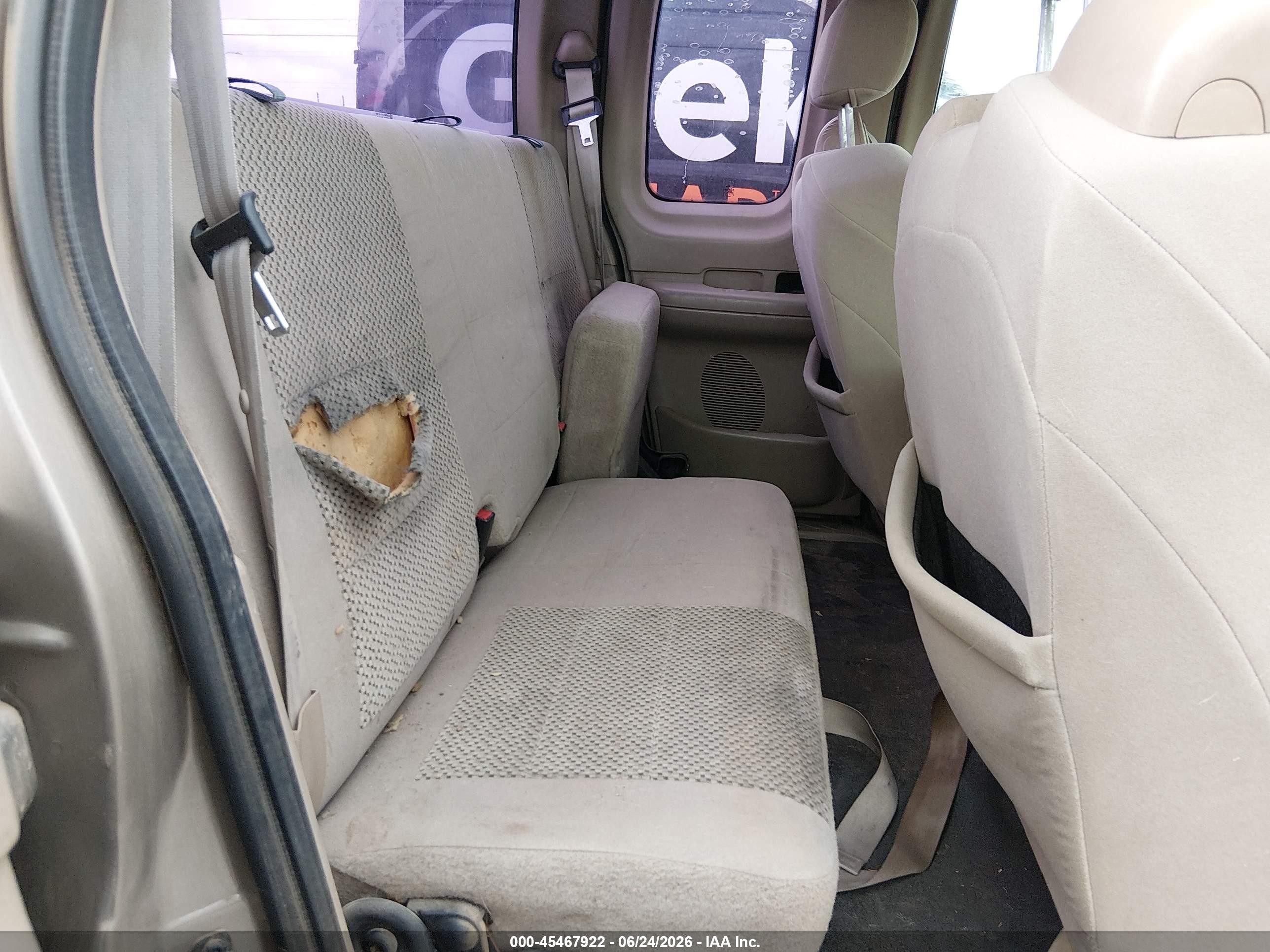 2002 Ford F-150 Xl/xlt Бежевый vin: 1FTRX17212NB90915