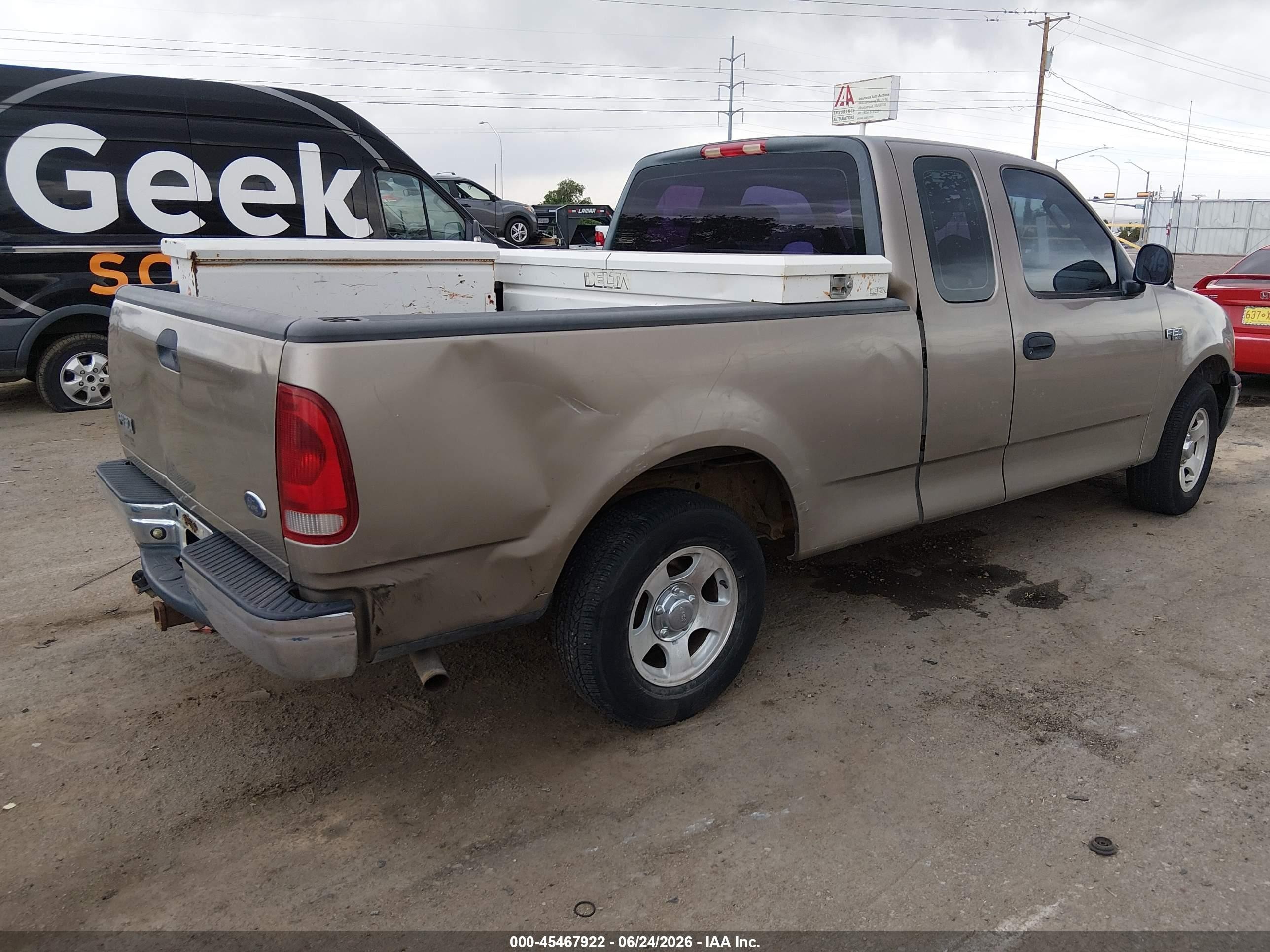 2002 Ford F-150 Xl/xlt Бежевый vin: 1FTRX17212NB90915
